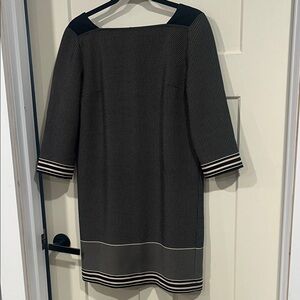 Ann Taylor Black and White Long Sleeve Patterned Shift Dress